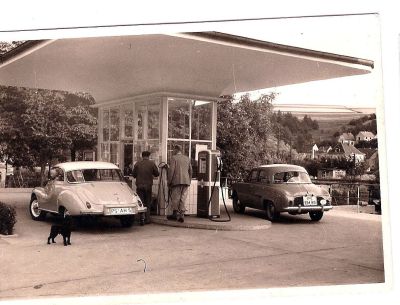 Tankstelle_alt_002_400