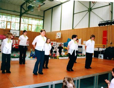 Tanzgruppe_Schule_400